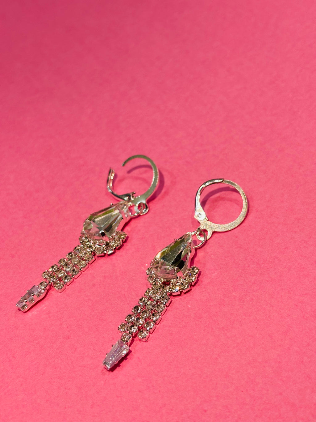 Urban Noor Exclusive 4-Piece Curation – Elegant Korean Style Studs & Long Tassel Earrings