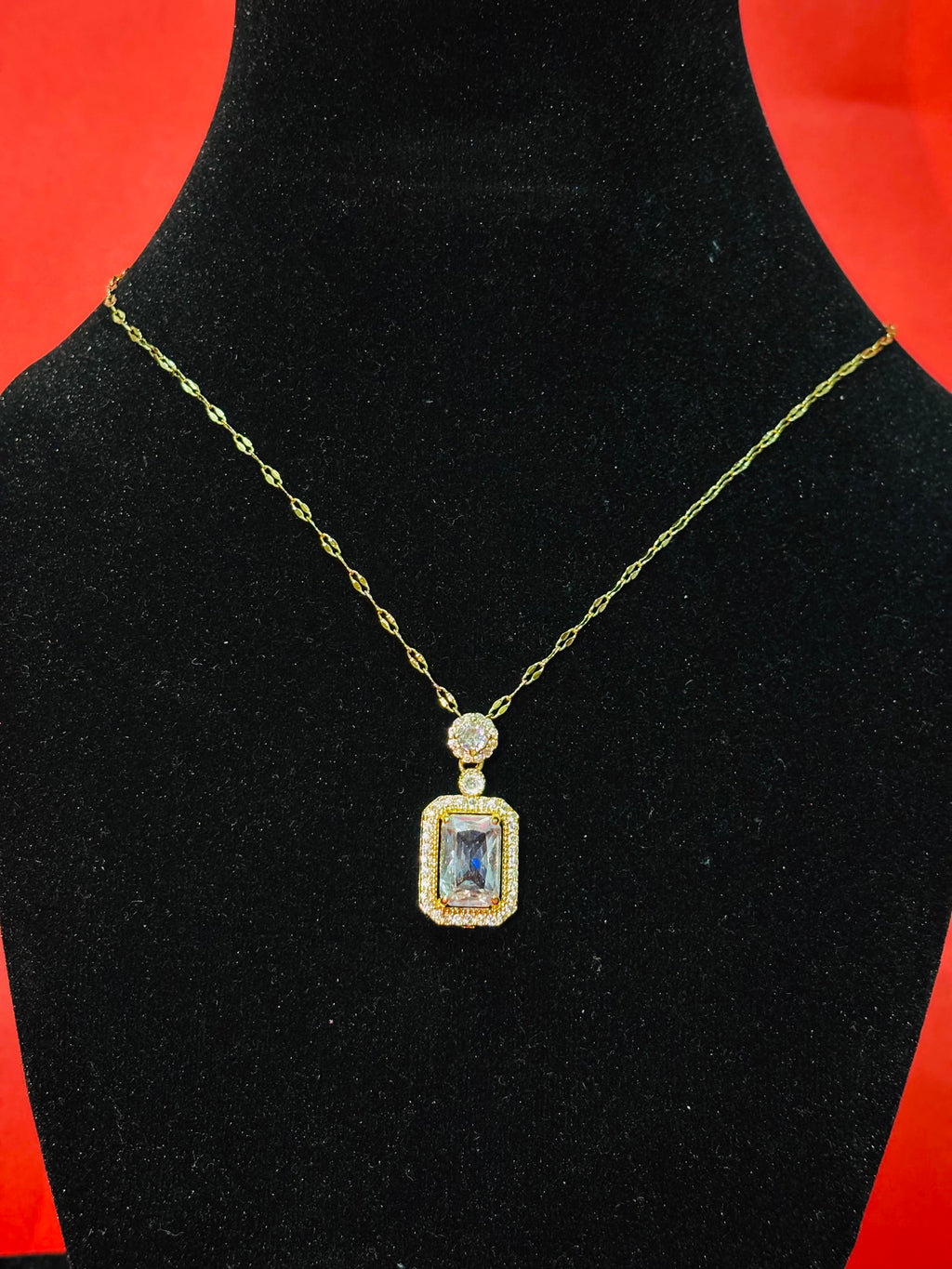 Premium Emerald Kundan & AD Stone Luxe Necklace Set