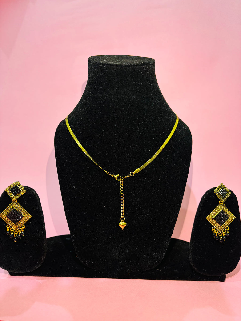 Snake Chain Set & Gold styled earing – Premium Gold Plated Daily Luxe | Urban Noor - Exclusive (Copy)